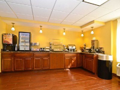 Western Parkway 3*