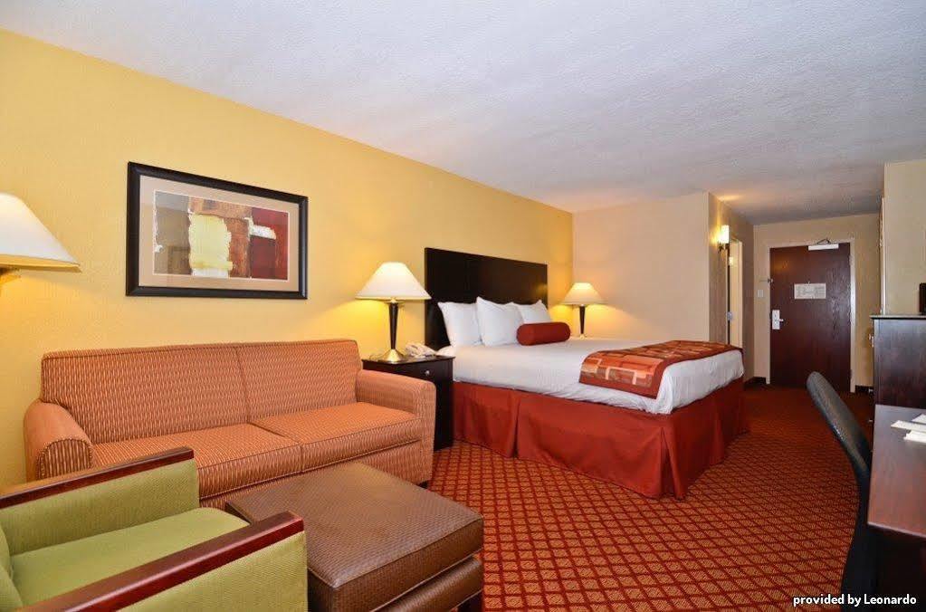 Hotel Western Parkway 3*