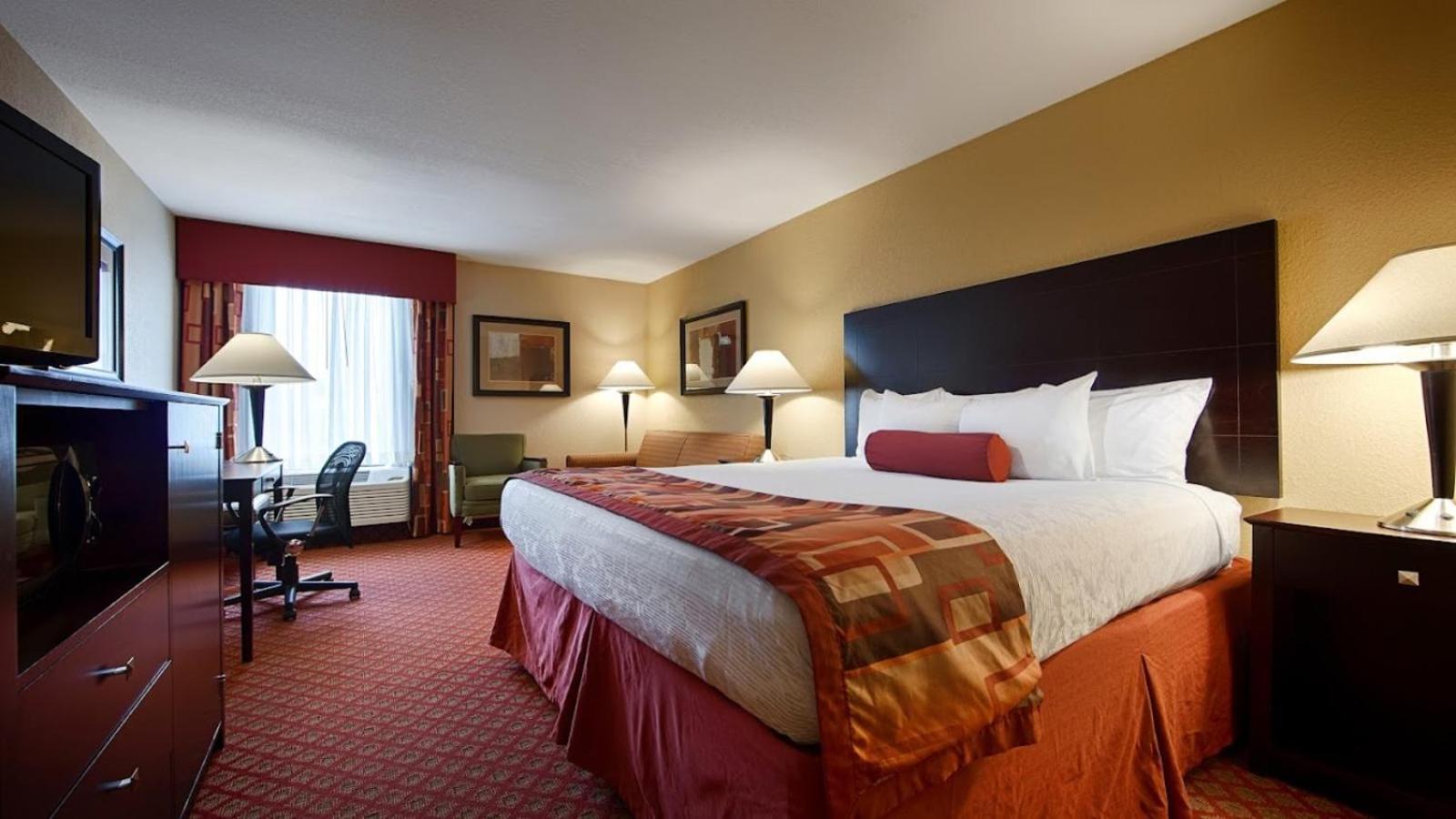 Hotel Western Parkway 3*